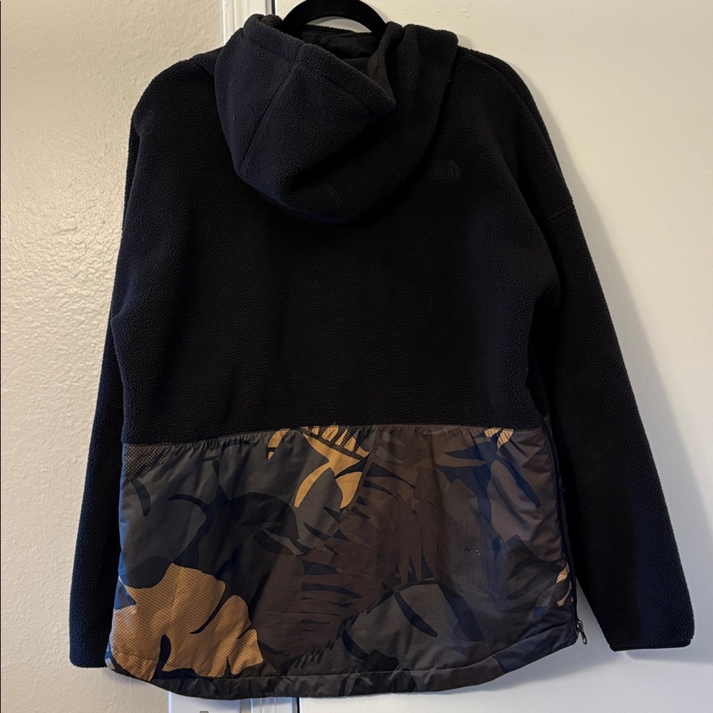 The North Face Black fleece women’s large - Picture 6 of 7